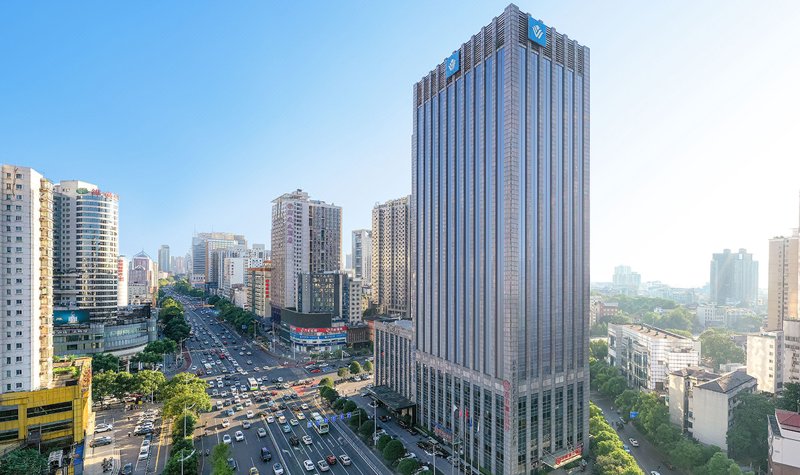 长沙酒店新动态：繁华与自然交织的城市绿洲